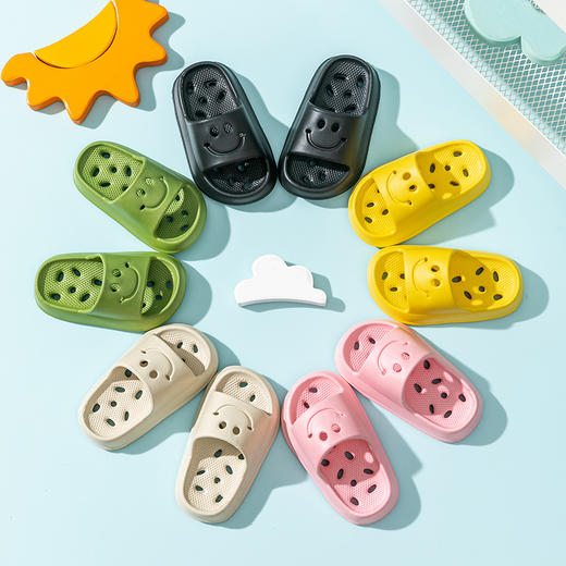 儿童洗澡浴室拖鞋夏季男女童防滑镂空漏水不臭脚室内家用软底凉拖 商品图8