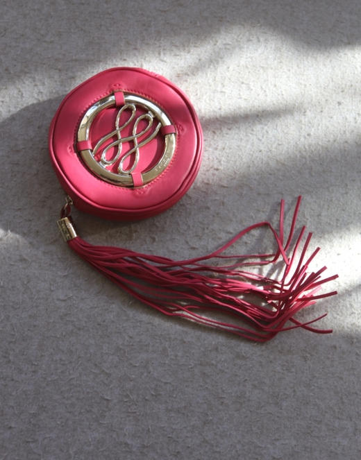 简单粗暴的 第四波 哈！时代的标志 Lancel 胎牛皮 手拿式的 圆饼包 商品图0