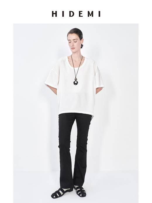 HIDEMI 极简百搭干爽缎面宽松圆领大廓形立体剪裁短袖上衣T恤 商品图5
