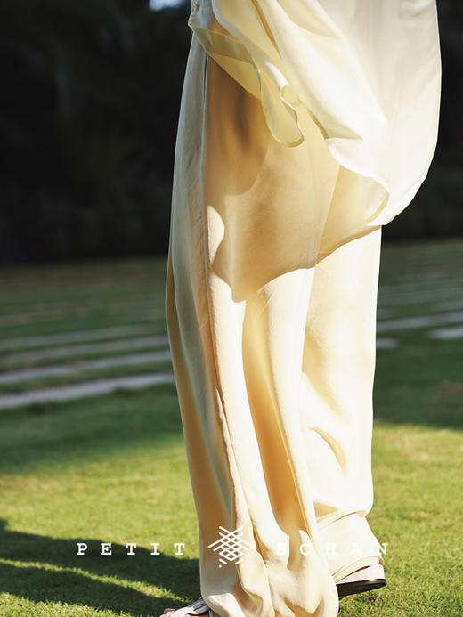 PETIT SCHAN小闪   CLO#261  Yellow Mimosa 黄色含羞草 桑蚕丝混纺压褶设计微锥廓形直筒裤 商品图4