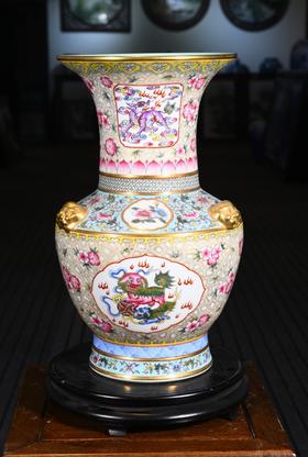 描金珐琅彩麒麟花觚
