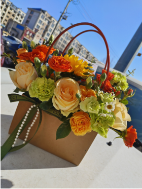 温柔如初手提花篮