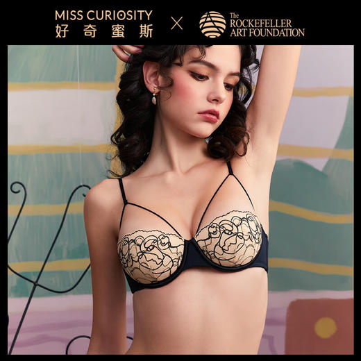 好奇蜜斯性感内衣女美胸带调整型防下垂薄文胸罩套装大胸显小新款—凯蕊 商品图0