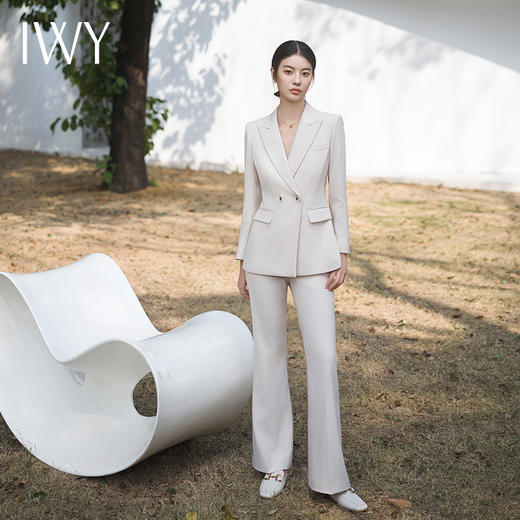 IWY/新款杏色宽松版西装套装微喇裤气质通勤正装气场强大西服C14221+P34221 商品图4