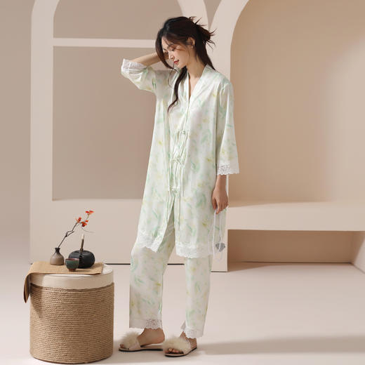 【凉感丝滑冰雪丝】自然醒竹叶笙笙春夏季新款中国风长袍睡衣女士凉感小翻领丝滑家居服睡袍套装JLM 商品图4