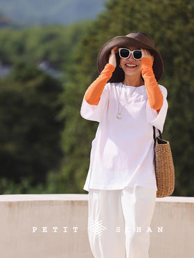 PETIT SCHAN小闪  CLO#289 Black Or White 非黑即白 棉麻天然透气侧开叉圆领短袖宽松款T恤