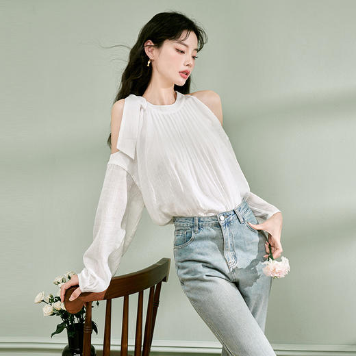 西遇法式挂脖白衬衫女新款高级感小众露肩宽松长袖上衣10031953 商品图4