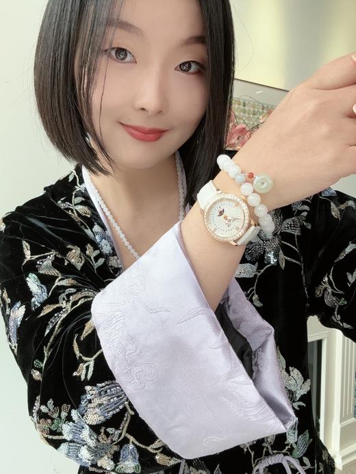 春夏新款！新中式国风美学穿搭配饰分享！天ran和田玉手串项链 细腻润白 花痴配色挑选玉石du家定制款，吉祥如意美好寓意，一物一证，品质信赖！与介面新中式搭配 尽显东方女性优雅浪漫 商品图2