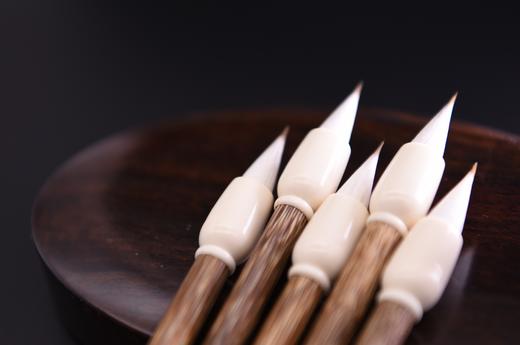 新自量 | 专为钟繇小楷而定制狼羊兼毫制笔 擅隶书楷书 学生成人书法练习创作专业爱好者用纸文创 毛笔 商品图1