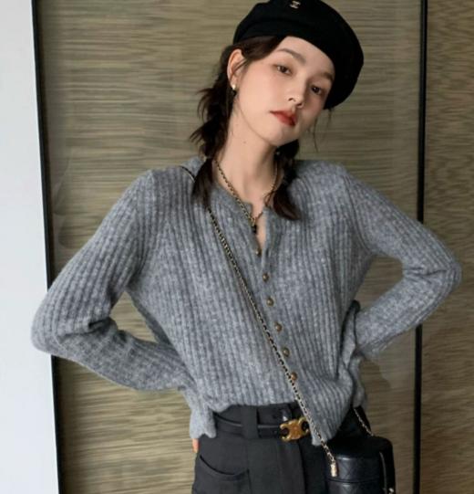 🔶【岚可可复古软糯高级感小开衫】🧶1、上身自带柔和滤镜，温柔爆了！复古软糯高级感小开衫！ 🍋 商品图2