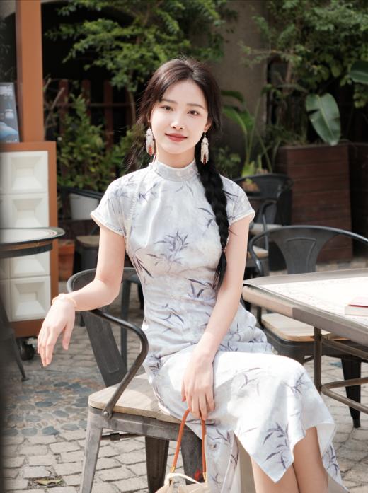 逸红颜明月优选『洛倾』影青色提花印花旗袍,清雅神秘的宋氏审美 商品图14