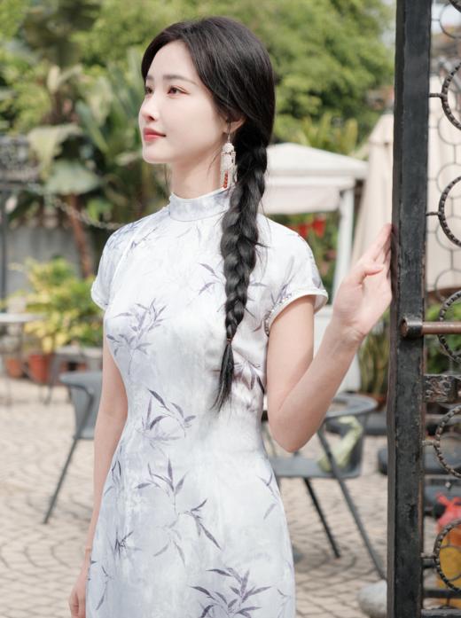 逸红颜明月优选『洛倾』影青色提花印花旗袍,清雅神秘的宋氏审美 商品图8