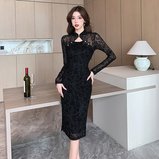 HT-5856新中式国风秋季气质高端复古性感蕾丝长袖改良旗袍连衣裙 商品图1
