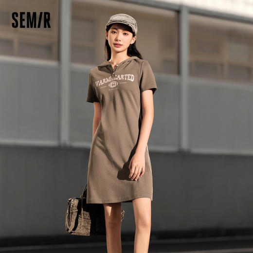 森马连衣裙女字母印花复古潮流休闲新款夏修身连帽短裙运动风 商品图0