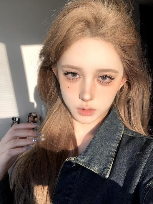 Swancon旗下 · 日抛  女明星  14.2mm白狮参考着色中等直径 商品图7