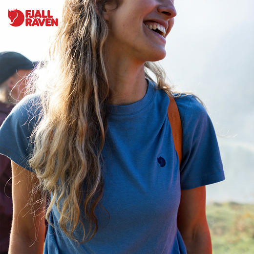 北极狐2024夏新款女士纯色户外轻量刺绣舒适百搭短袖T恤 14600163 商品图3