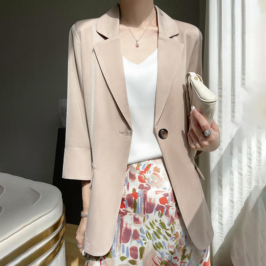 优选丨高端专柜品质醋酸珍珠扣/大扣西装外套 商品图5