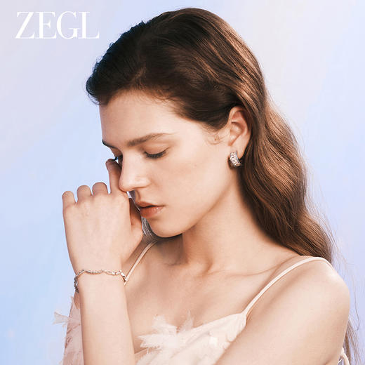 ZEGL设计师月映星河系列月亮925银耳环女2024新款耳圈耳钉耳饰品 商品图4