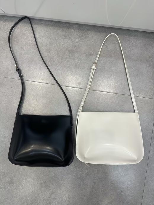 【门店同款】ENJOY春季小众设计感腋下包 156099457 商品图0