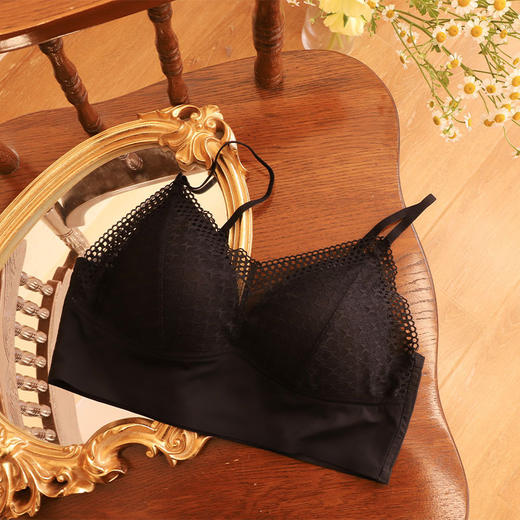 春夏【蕾丝美背性感 防滑薄款固定杯】防走光 裹胸冰丝拼接 一片式内衣 商品图5
