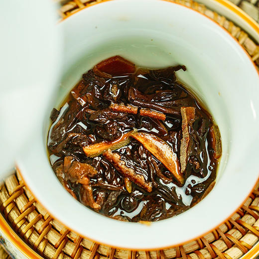 【神仙配】十年陈老班章熟茶+十年新会陈皮+十年陈化州橘红 养生价值翻倍！357克/饼 商品图3