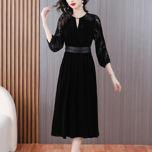 AHM-5570新中式复古黑色丝绒春季新款时尚优雅气质显瘦中长裙 商品图1