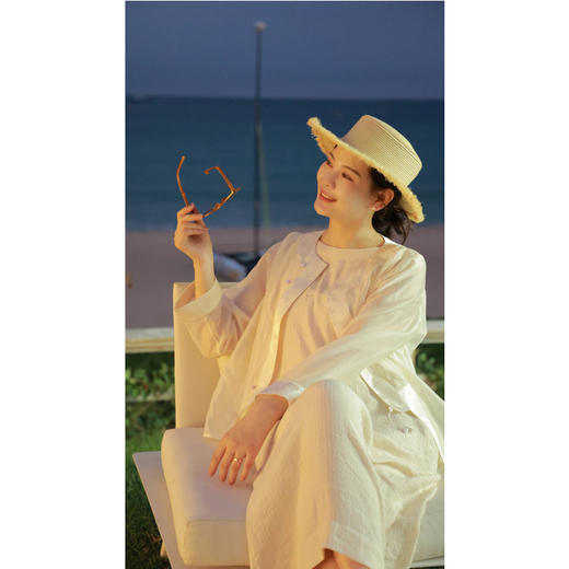 【抖音专属】拼边小衫（24710199-凝脂） 商品图0