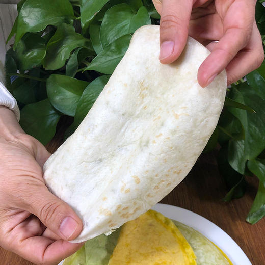 【手工特色主食】手工春饼 薄饼 半成品烙馍 手抓饼早餐主食粗粮卷饼 200g   原味/菠菜味/胡萝卜味【任意3件包邮】 商品图5