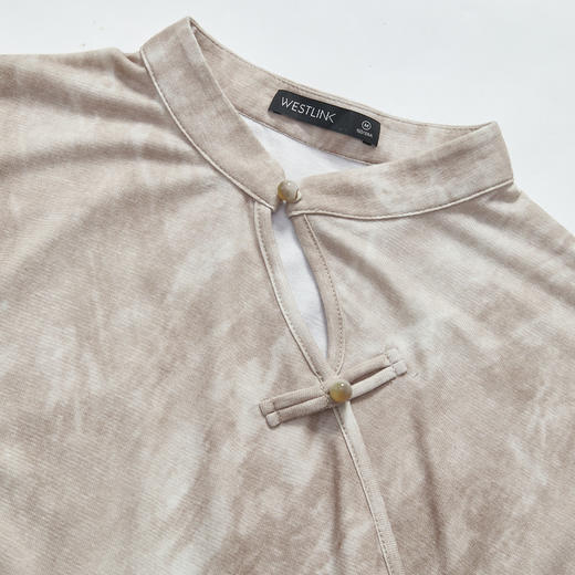 西遇新中式晕染珍珠扣背心女新款设计感褶皱收腰打底衫D0040965 商品图5