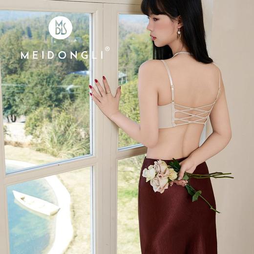 【法式轻奢缎面 一体式美背聚拢无痕】一片式冰丝无钢圈内衣 商品图2