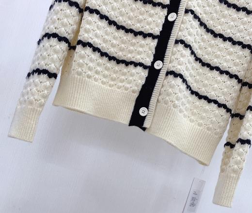 条纹镂空V领开衫 商品图3