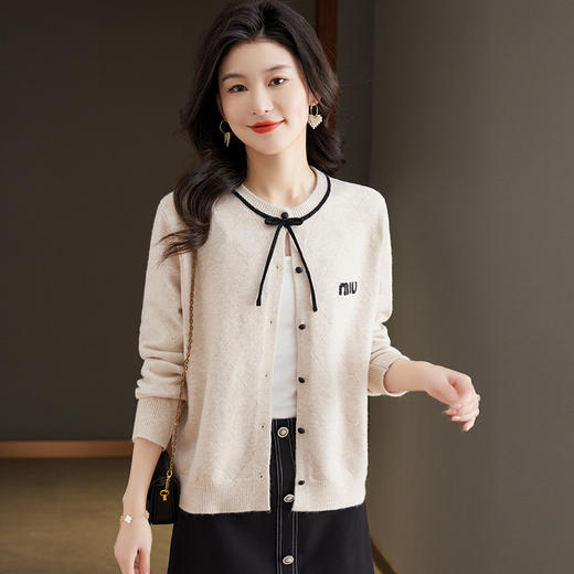 小香风今年流行毛衣外套，早春短款上衣针织开衫CC- 26-8025 商品图2