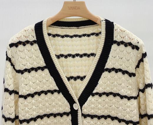 条纹镂空V领开衫 商品图2