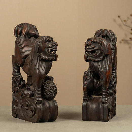 清 红木雕狮子摆件（一对） 商品图4