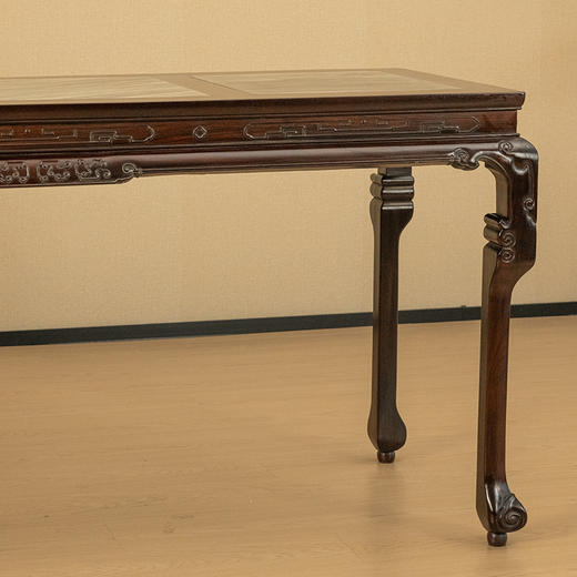 清 红木三镶云石云纹三弯腿画桌 商品图3