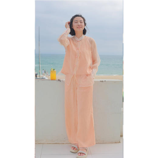 【抖音专属】衬衣（24710202弗肯红） 商品图1