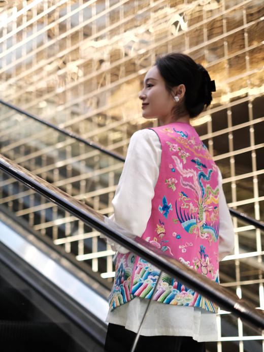 高货限量款| 真丝手绣凤凰霞帔马甲 [特价品] 商品图2