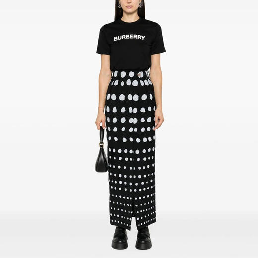 BURBERRY 巴宝莉 女士字母徽标印花棉质圆领短袖T恤 黑色 8080324 A1189 商品图3