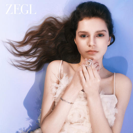 ZEGL设计师月映星河系列星芒耳环女2024新款星星耳钉925银针耳饰 商品图4