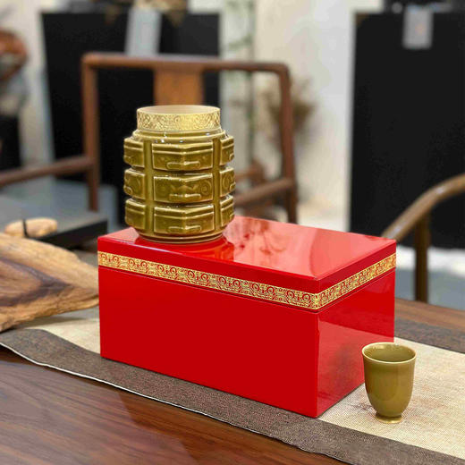良褚【中国红.单.龙泉青瓷+瓷杯】150元1套.整箱6套 商品图2