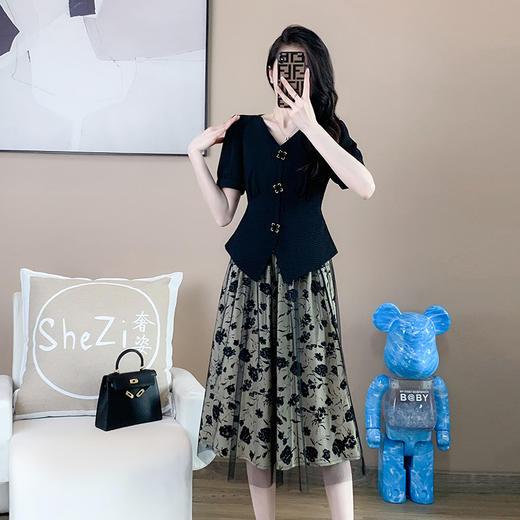 奢姿2025年夏季新款大码女装小香风短袖胖妹妹碎花裙时尚两件套9932952736【1】 商品图2