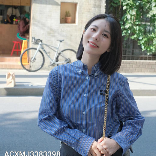 AUChris陈乔恩董洁同款 竖条纹拼接刺绣字母休闲百搭短款衬衫ACXMJ3383[福利品] 商品图3