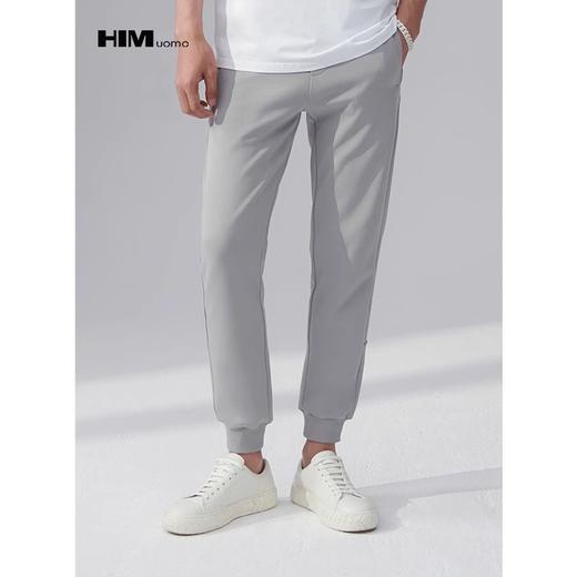 HIM漢崇 舒适透气束脚裤男字母空心压印抽绳松紧腰运动裤2026春季 商品图2