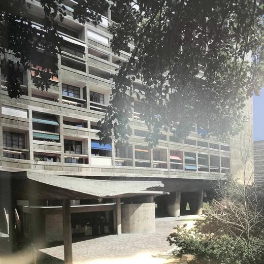 二十世纪经典建筑图集 约百余幅插图 精装大16开 商品图4