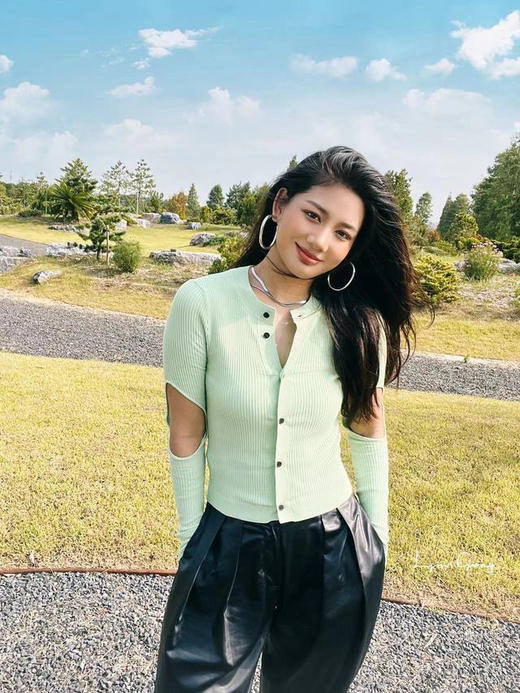 镂空针织开衫 商品图0