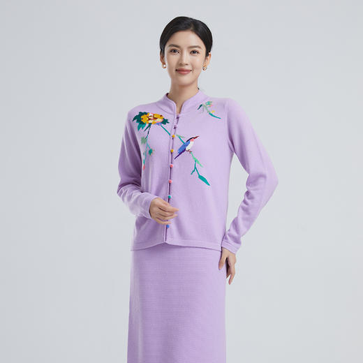 东黎 • 山羊绒女士春秋紫色嵌花中国风开衫 3819 商品图5