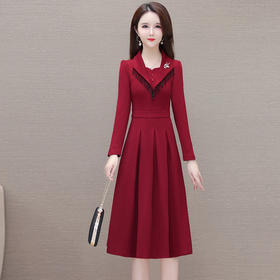 QYM-28033时尚洋气连衣裙女2024年春季新款红色高腰口袋中长款百褶裙