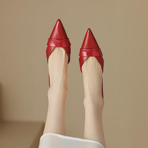 【预售5天】里外全皮羊皮里羊皮垫，爆款包头凉鞋DB&M5626 商品图4