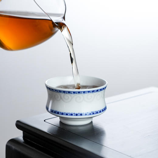 【特价】清漪茶杯景德镇小杯子手绘青花单杯瓷薄胎茶具主人杯陶瓷器品茗杯 商品图4