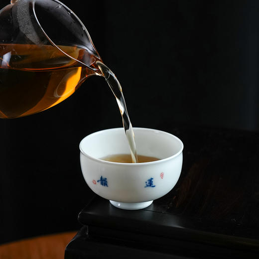 【特价】莲韵茶杯景德镇杯子手绘青花单杯瓷薄胎茶具主人杯陶瓷器品茗杯单杯 商品图3